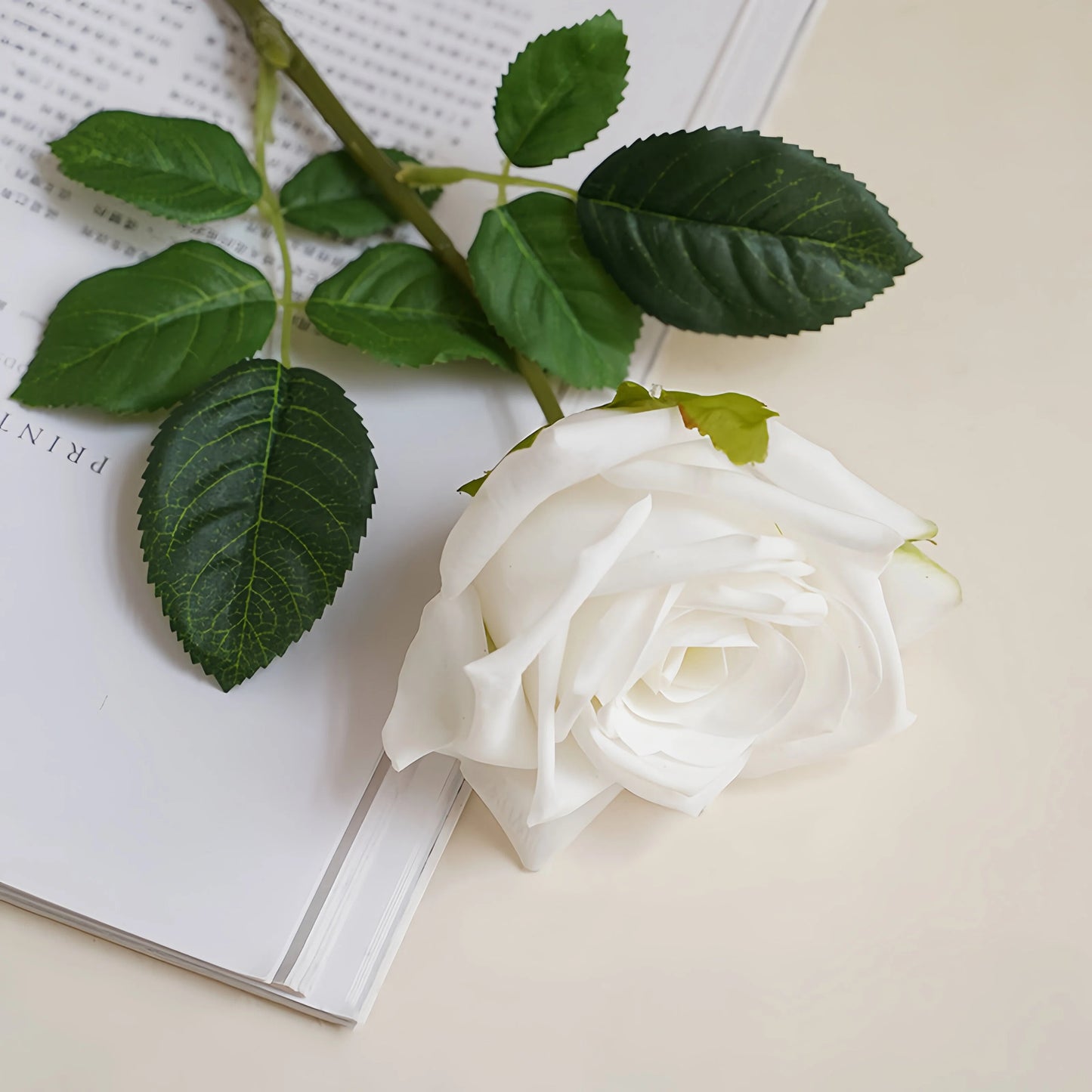 Ferrand Real Touch Rose Red White