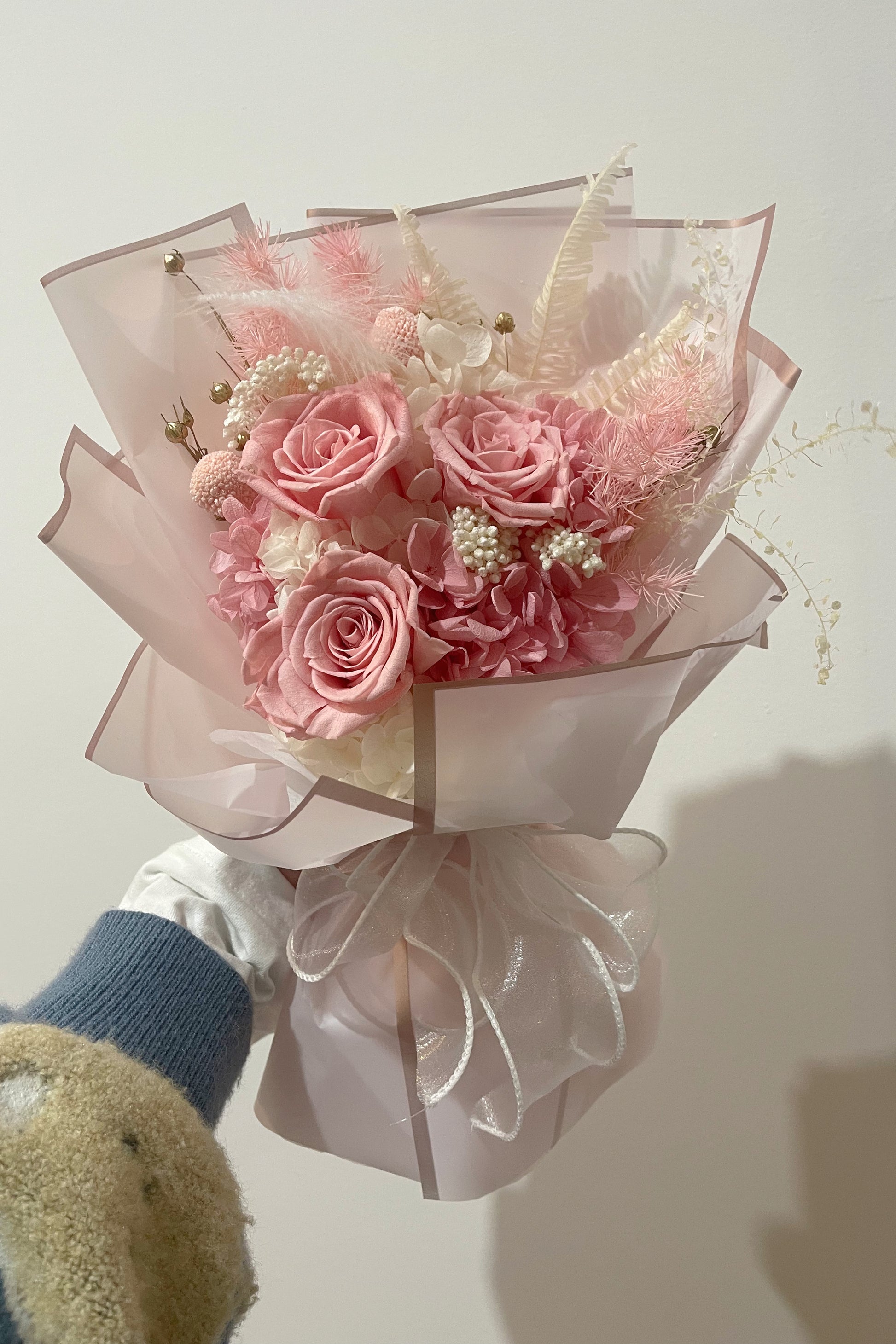 Preserved & dried flower bouquet (with gift box) Pink – Flowers Factory